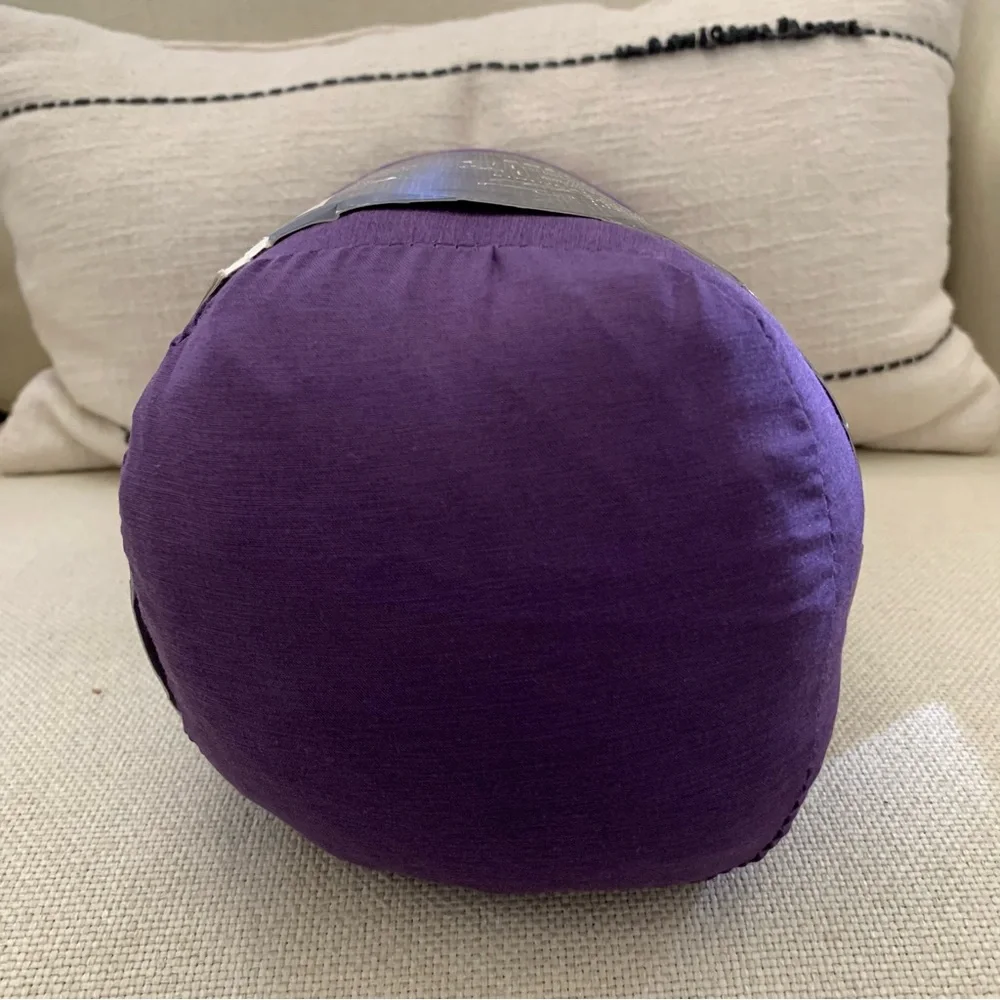 New $145 Luxury Duvet Cover Set
Bamboo Viscose Blend in Purple - Picture 5 of 8